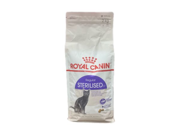 Royal Canin Regular Dry Food for Sterilized Adult Cats (1-10 Years) 2Kg